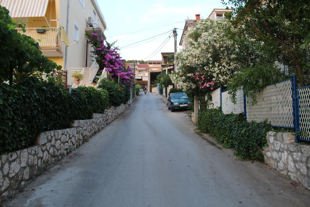 Apartment Cherie Trogir Exterior photo