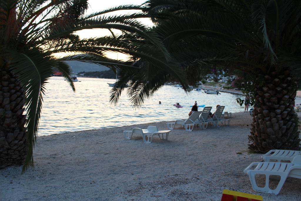 Apartment Cherie Trogir Exterior photo