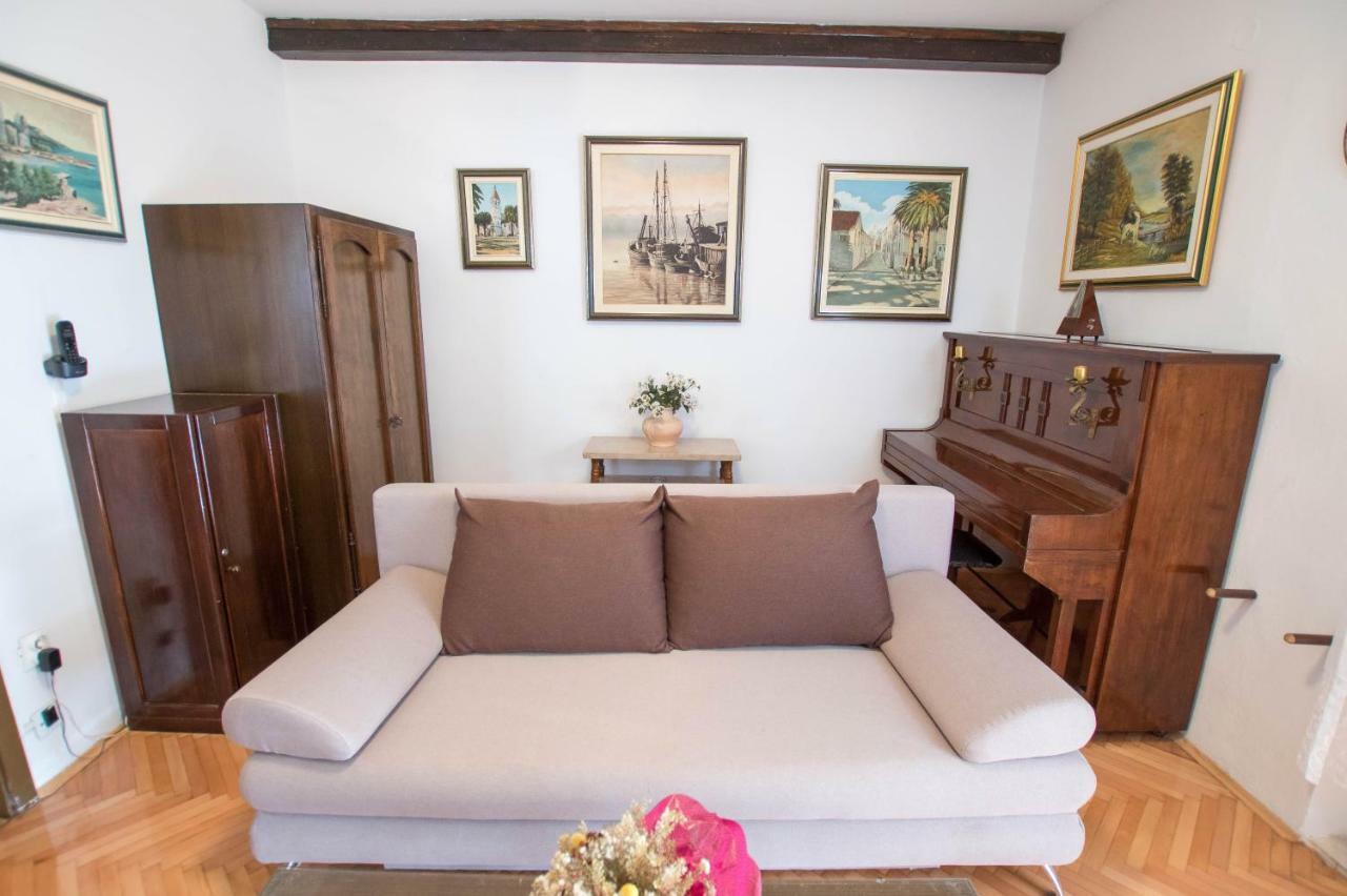Apartment Cherie Trogir Exterior photo