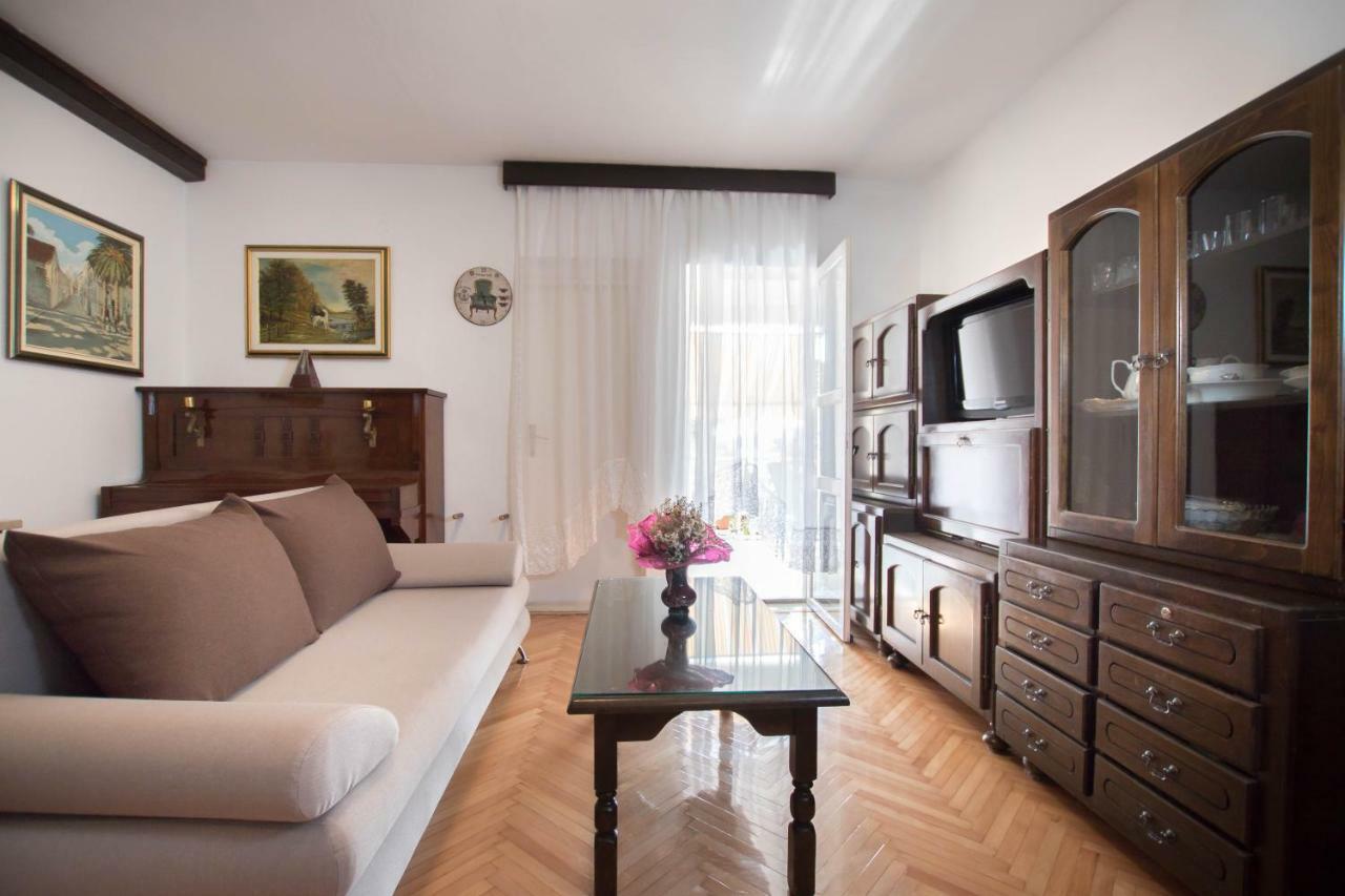 Apartment Cherie Trogir Exterior photo